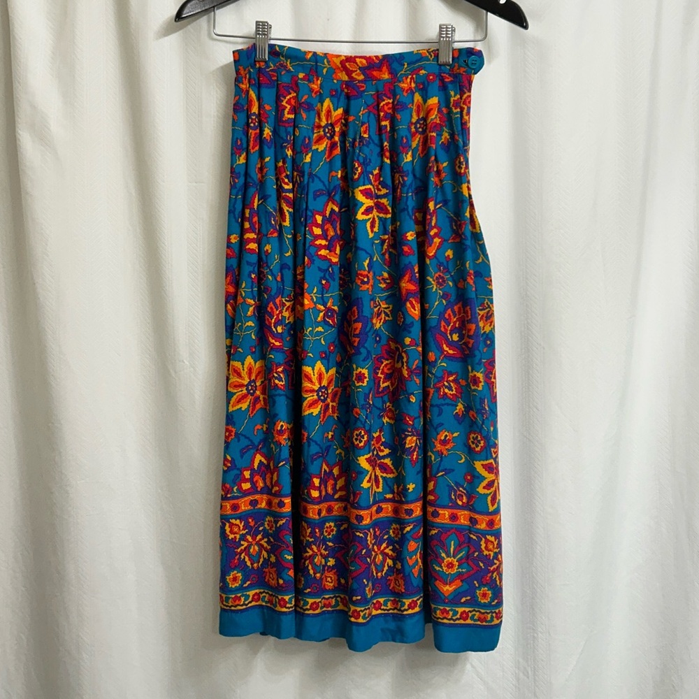 Counterparts Geometric Floral side zip 26” Midi Skirt